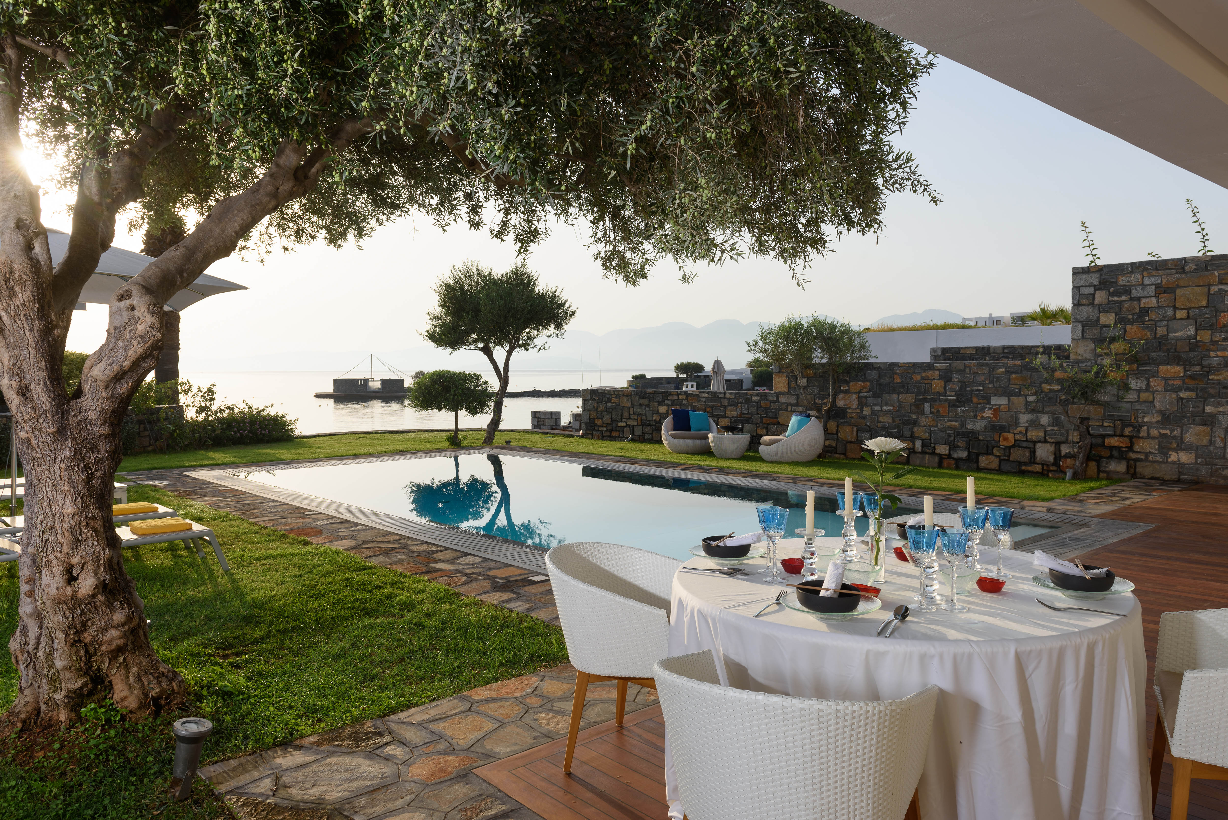 Royal Villa Erato Exterior Dining