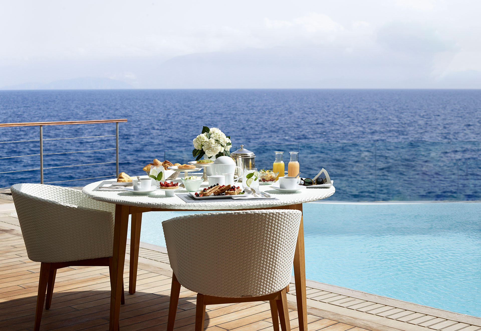 Elounda Beach Hotel In Room Dining 1843V