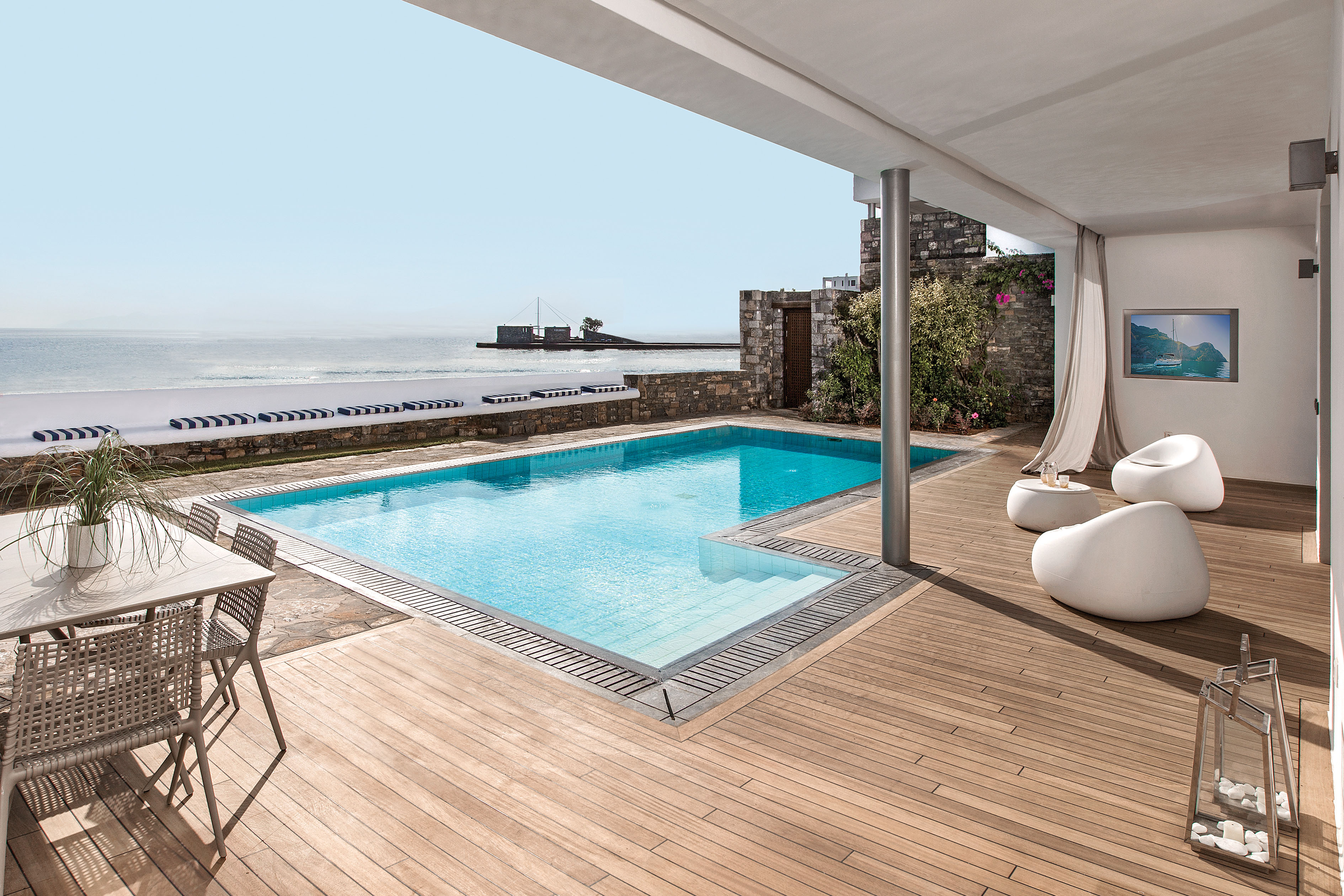 The Grand Villa Waterfront With Private Heated Pool4