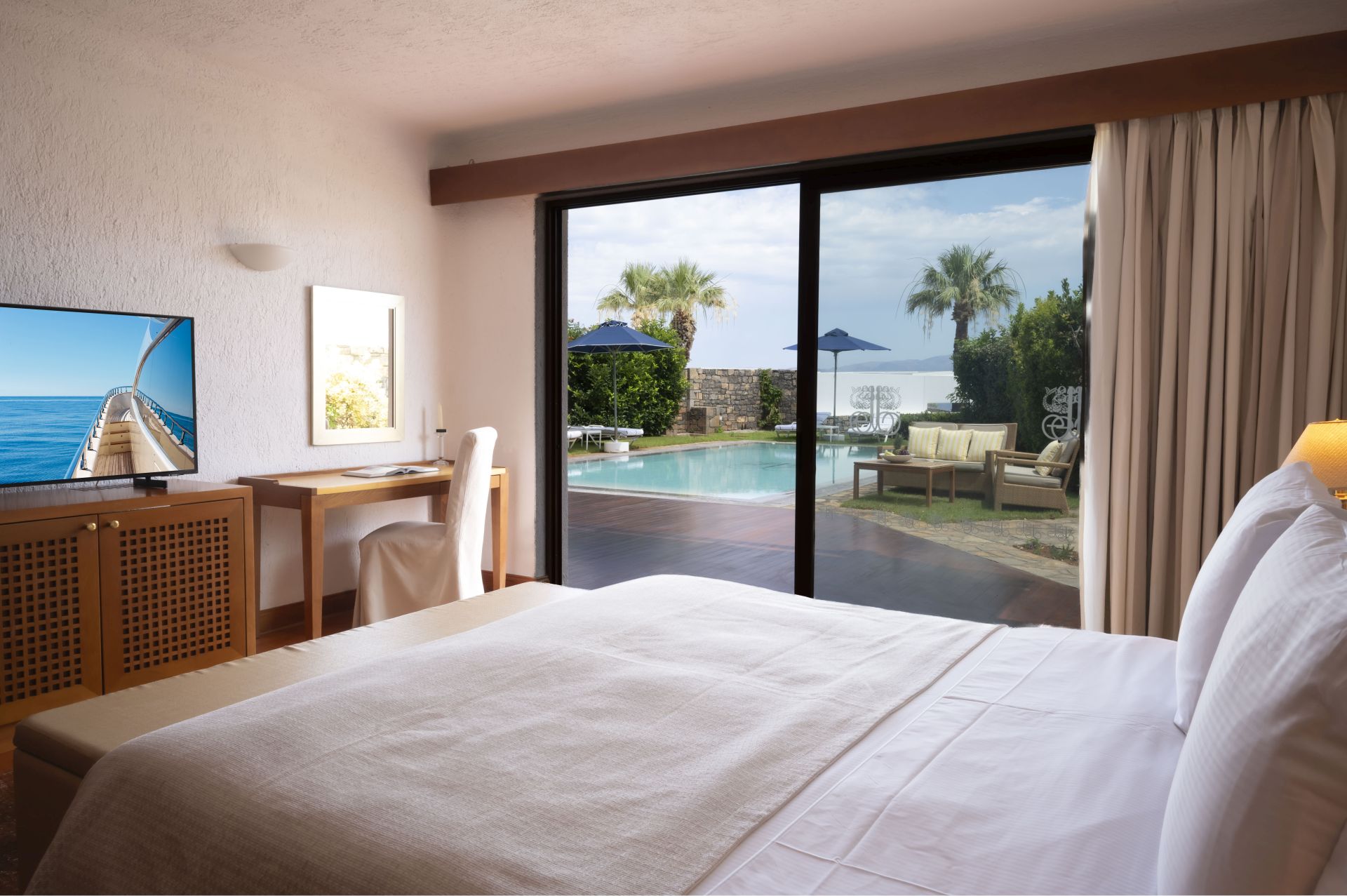 The Family Presidential Suite 2