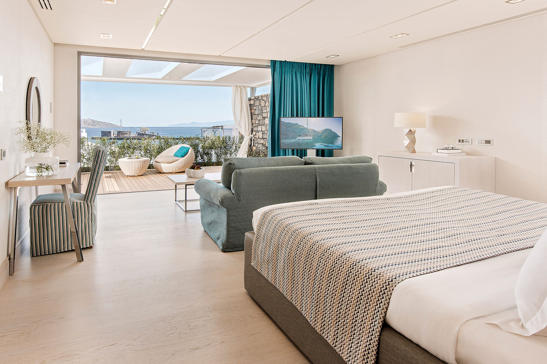 Elounda Beach Deluxe Bungalow Suite Sea View Open Plan 11