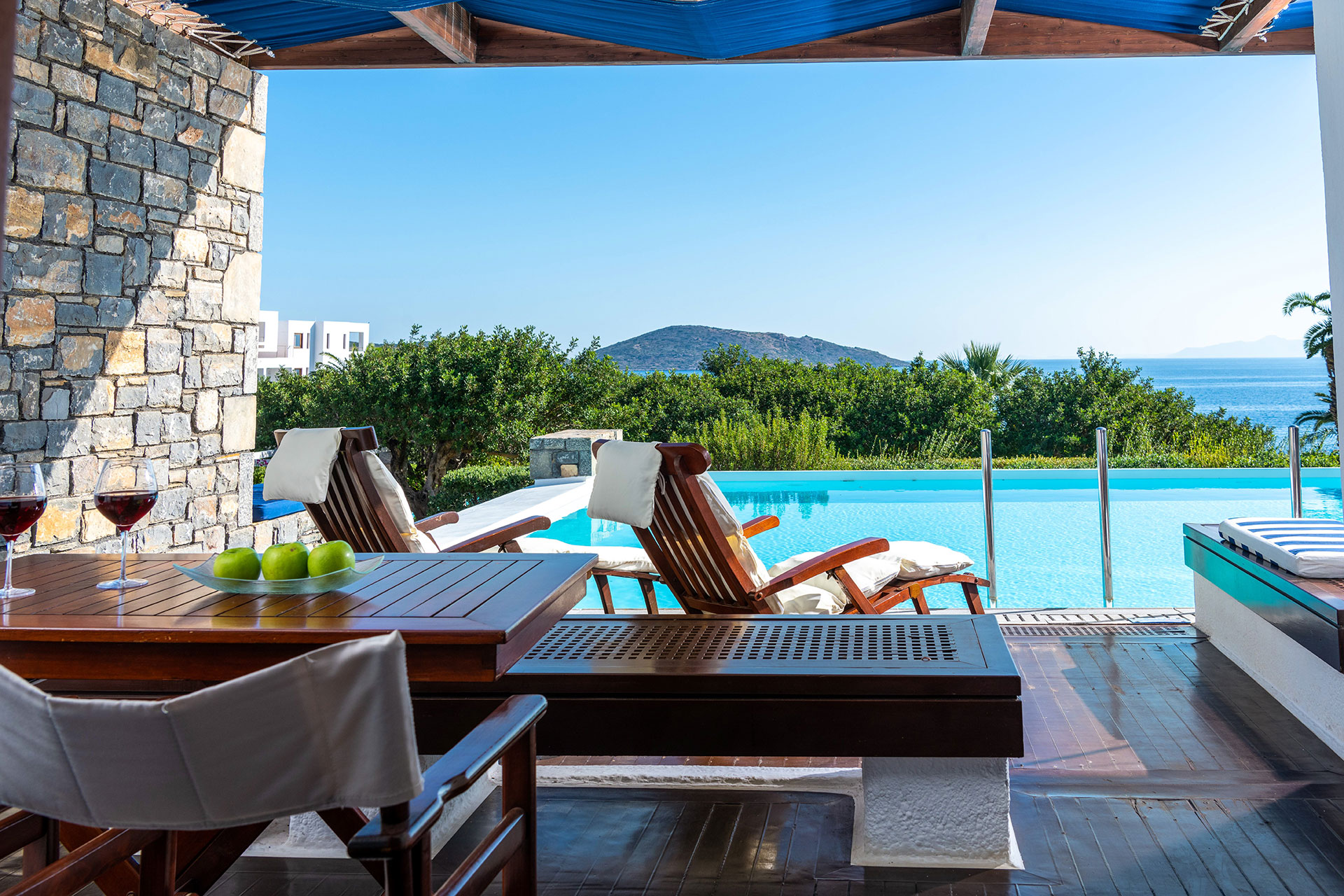 Elounda Beach Deluxe Rooms Spa Sea View Sharing A Pool 2