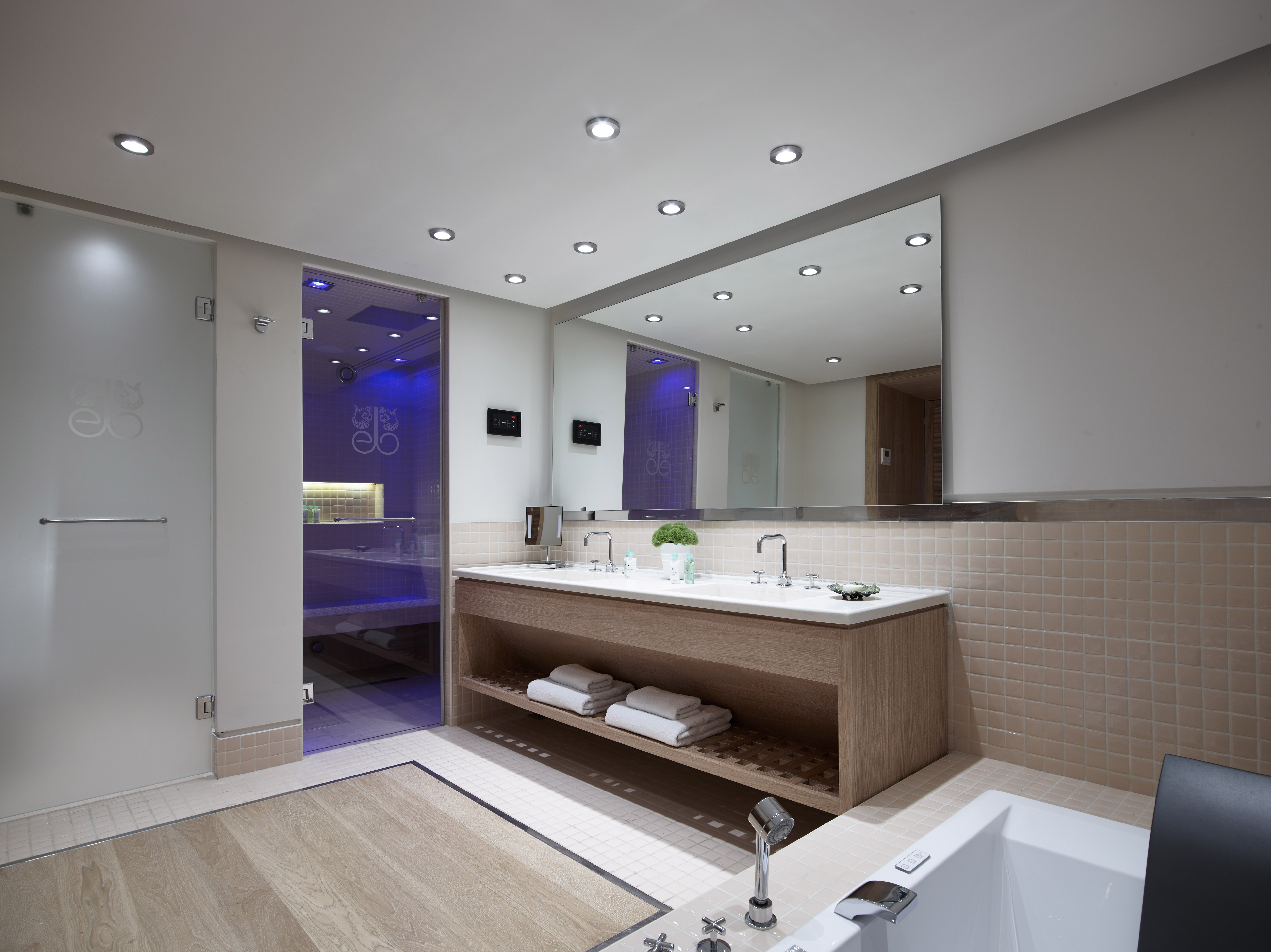 Executive Bungalow Suites Waterfront 5