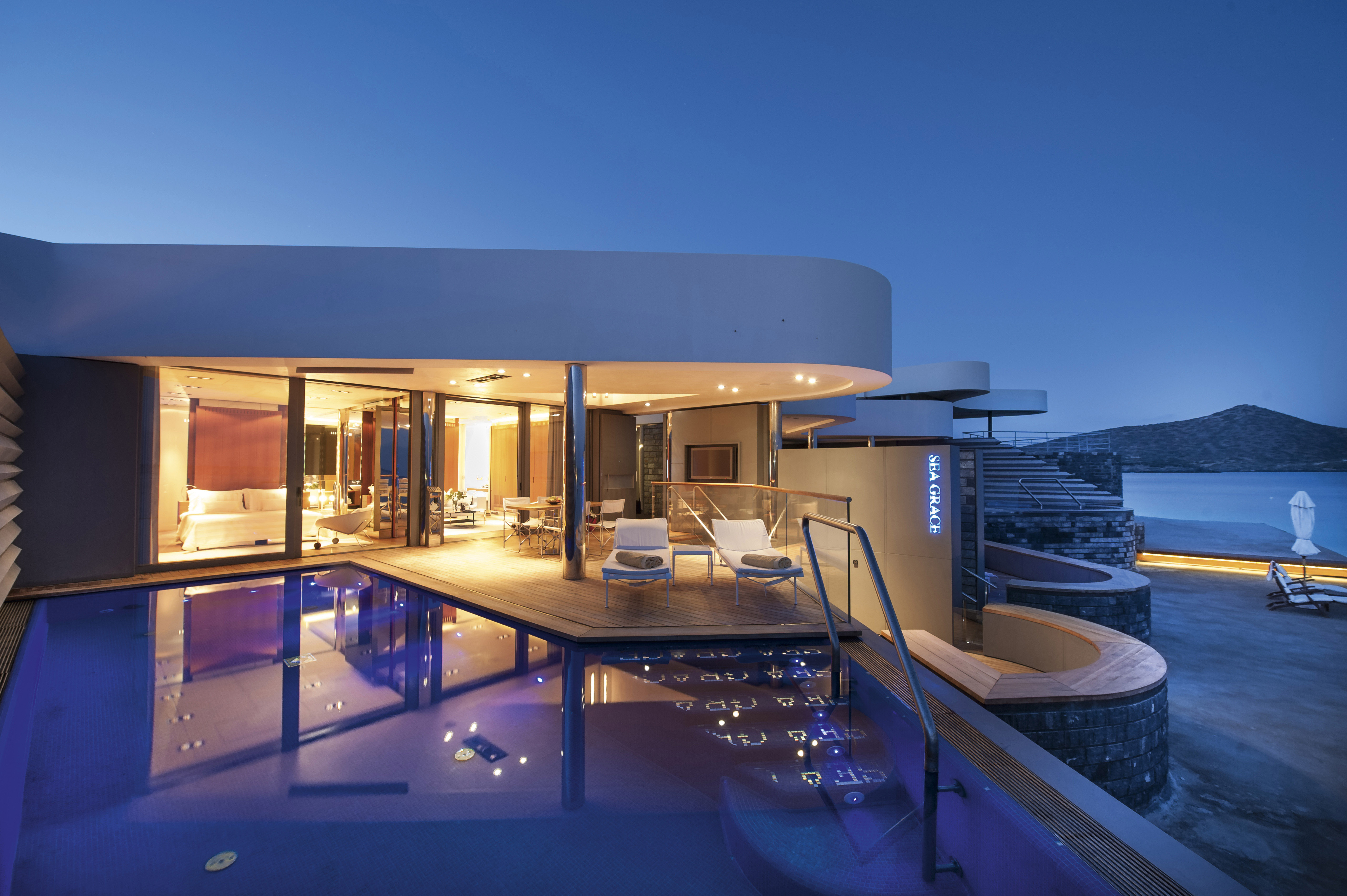 Yachting Villa Waterfront23